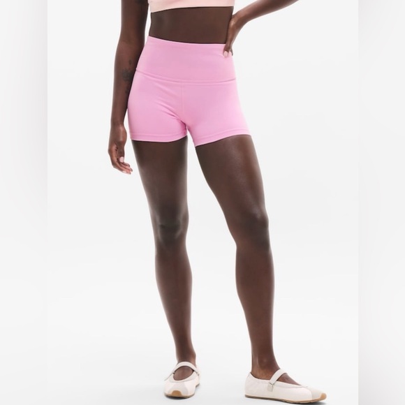 Athleta Pants - Athleta Waterlily High-Rise Bike Shorts NWT Size XL
